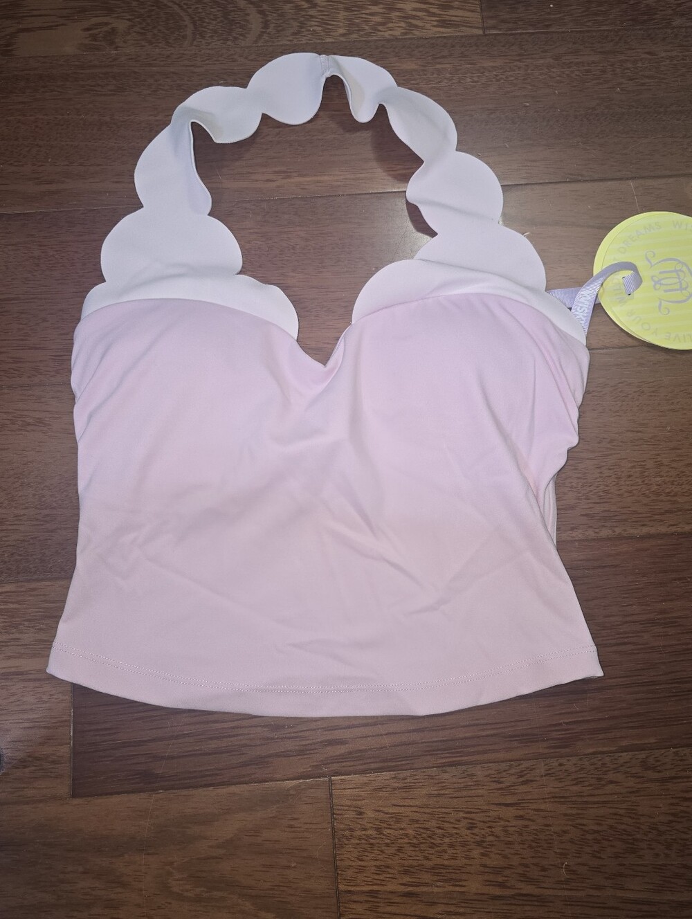 Scalloped Halter Camisole in Light Pink